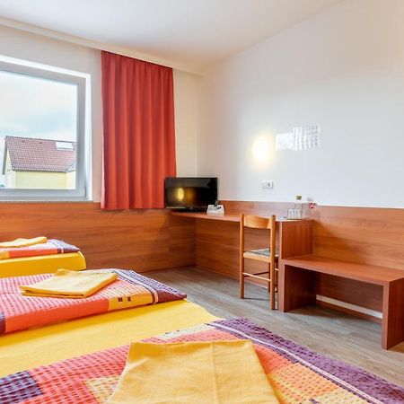 Oekotel Korneuburg Bisamberg Екстериор снимка